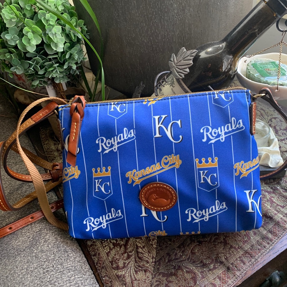 LIMITED ED. Authentic DOONEY & BOURKE Kansas City zip top crossbody